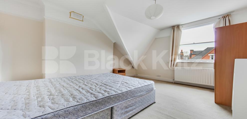 			NEW INSTRUCTION, 3 Bedroom, 1 bath, 1 reception Apartment			 Romola Road , Tulse Hill 